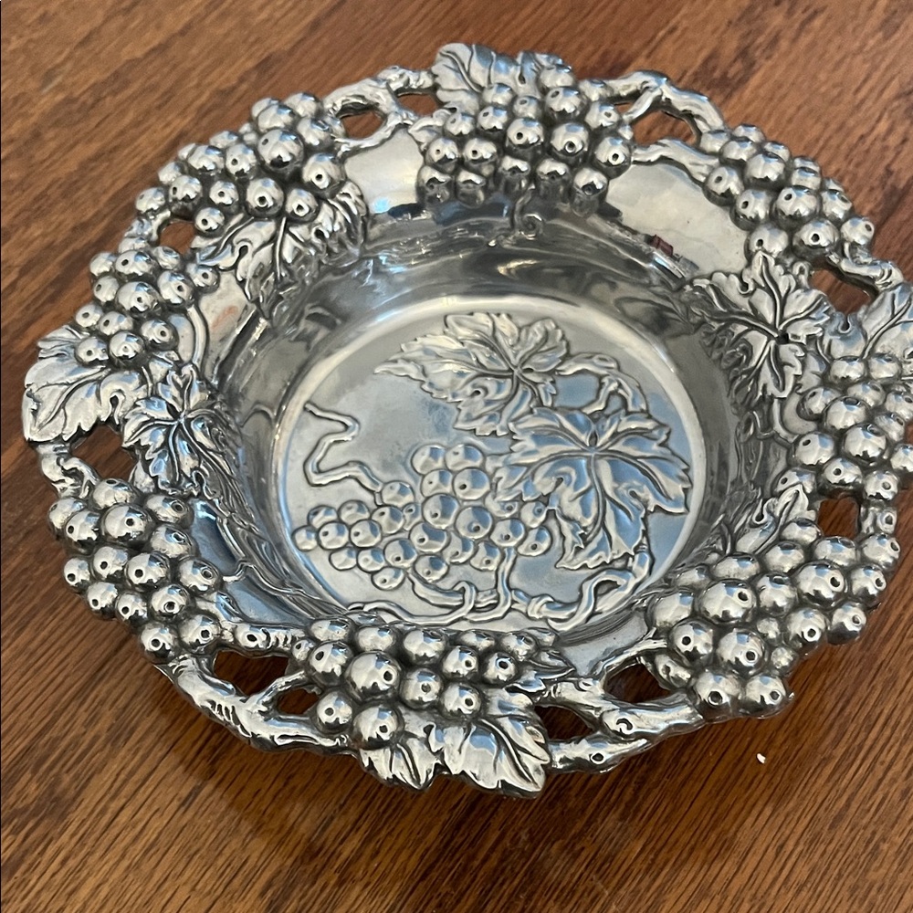 Arthur Court wine caddy
